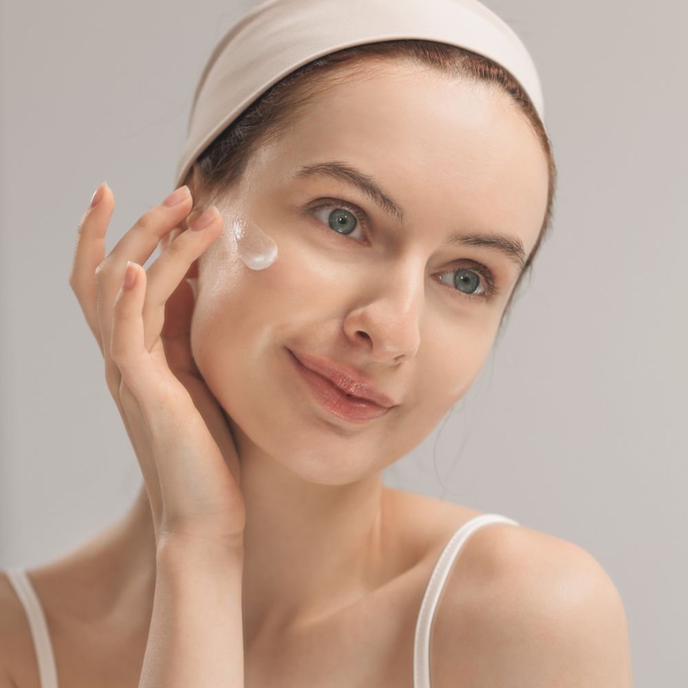aloe vera fr wunden Gesichtsbehandlungsgel mit 95 % Aloe Vera  beruhigt, repariert und spendet  der Haut Feuchtigkeit
